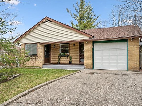 2nd image of 155 Hungerford Rd