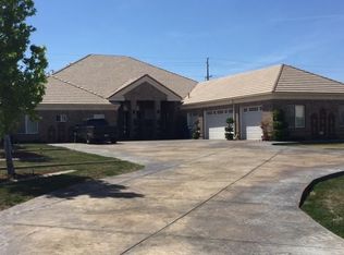 2656 Desert Rose Dr, Lancaster, CA 93536