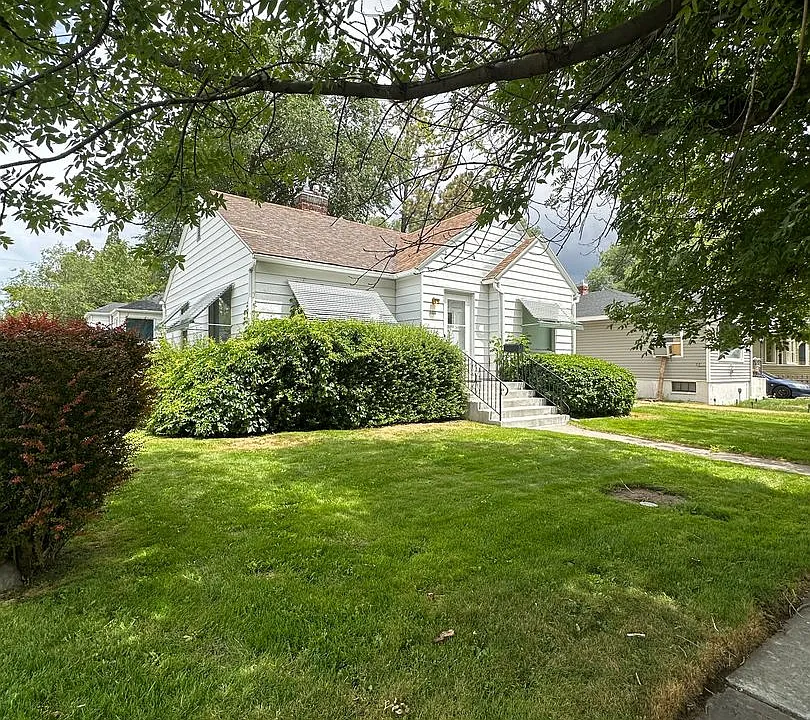 106 S 13th Ave