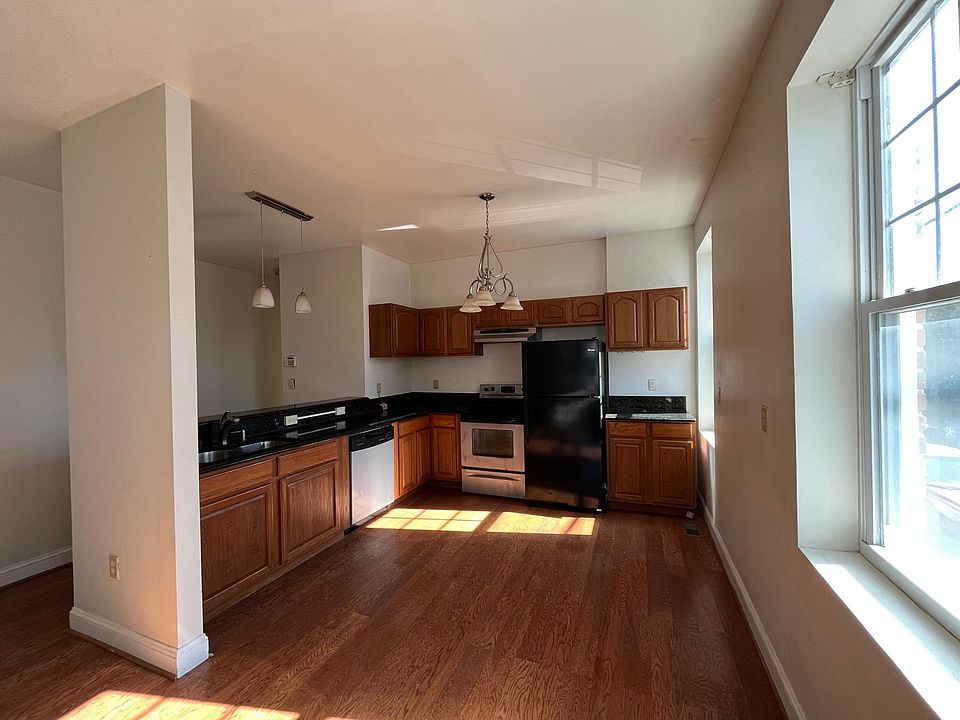 1st image of 2801 Barton Ave APT 2