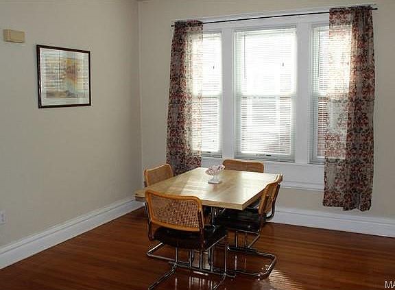 3rd image of 2466 Northland Ave