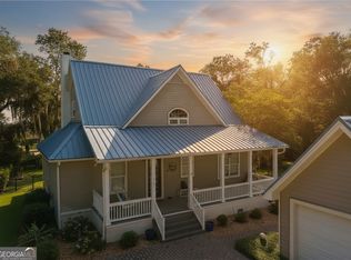 113 River Walk Dr, Woodbine, GA 31569