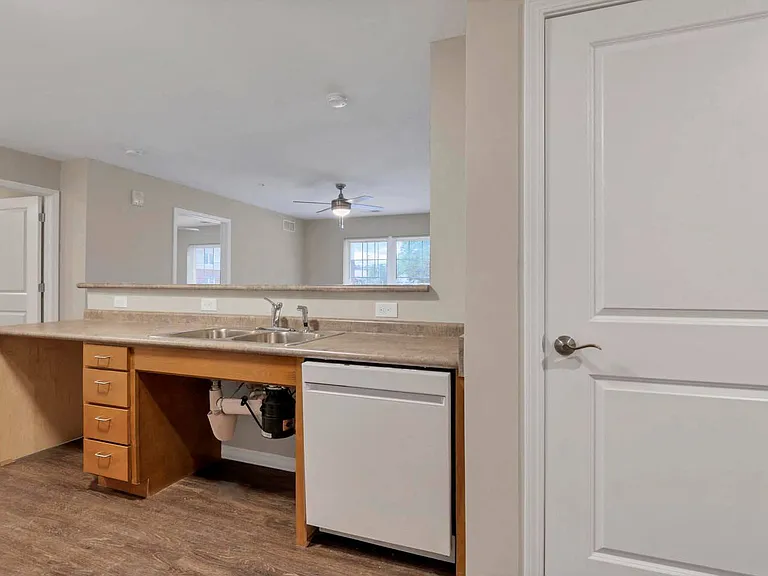 Jenkins Lofts — Photo 10