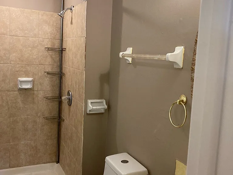 8110 Beechwood Trl — Photo 12