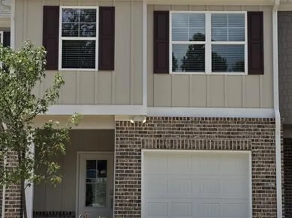 2808 Lillian Ln, Douglasville, GA 30135