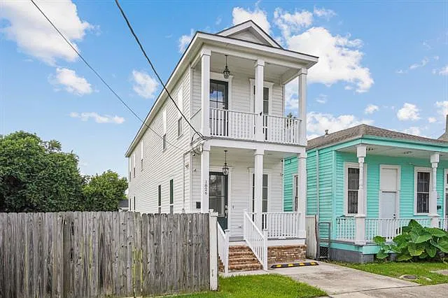 3 bed, 3.0 bath, 1809 sqft, $3,500 — Photo 3