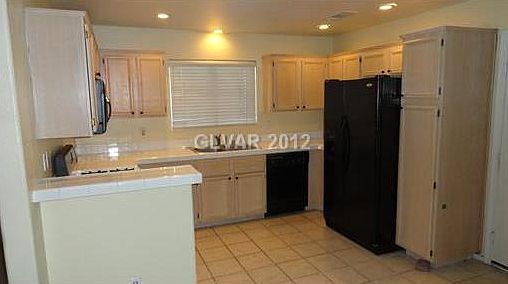 2nd image of 5319 Nellie Bell St