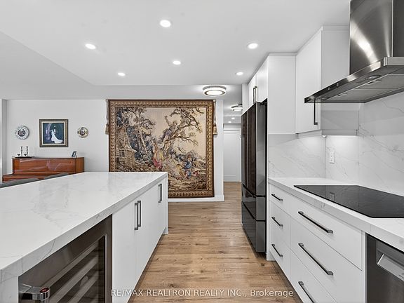 4th image of 110 Promenade Cir #203