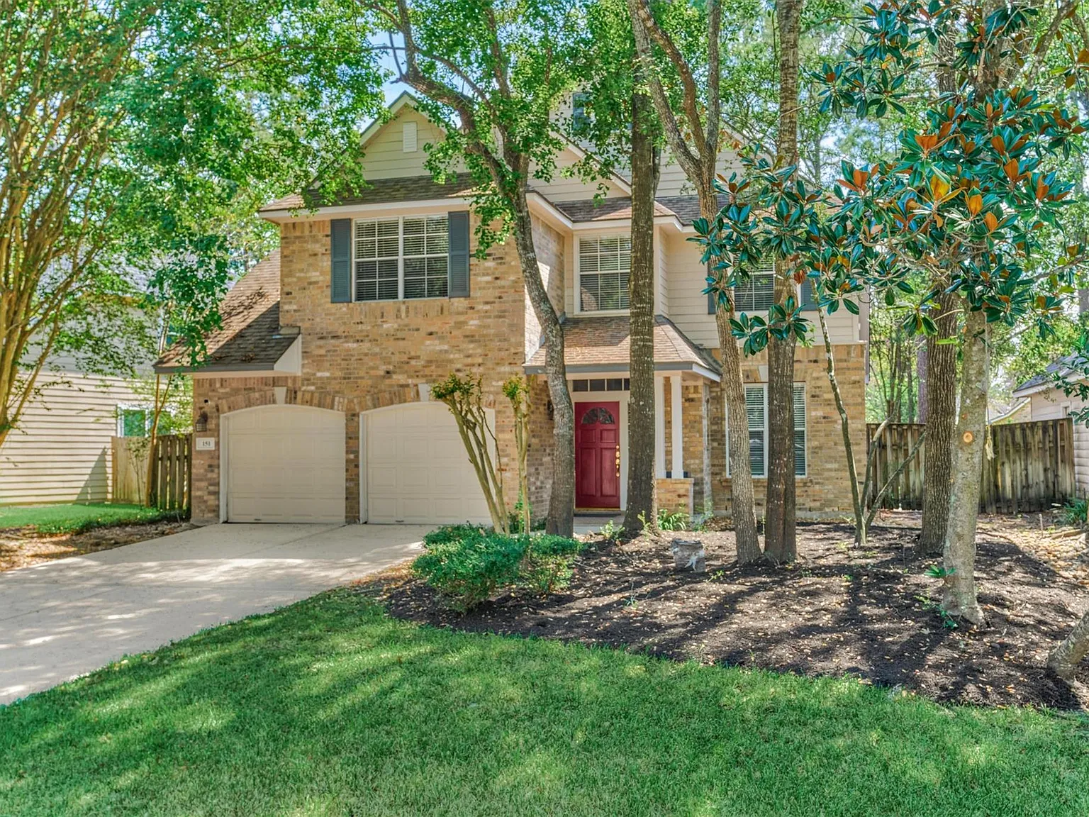 4 bed, 2.5 bath, 2162 sqft, $2,450 — Photo 2