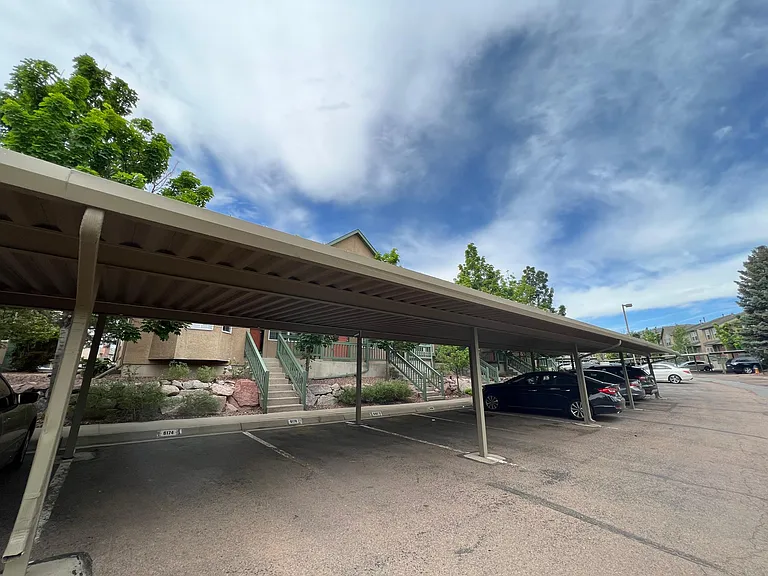 6170 Colony Cir — Photo 2