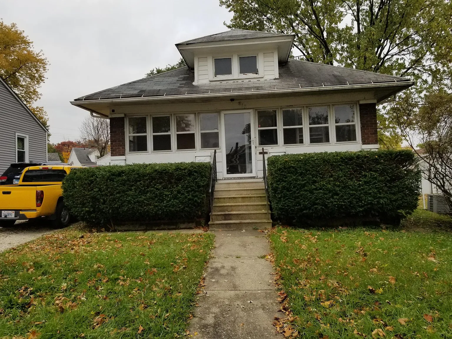 812 W Park Ave photo 1