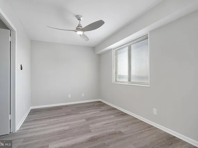 5340 Holmes Run Pkwy #1503 — Photo 13