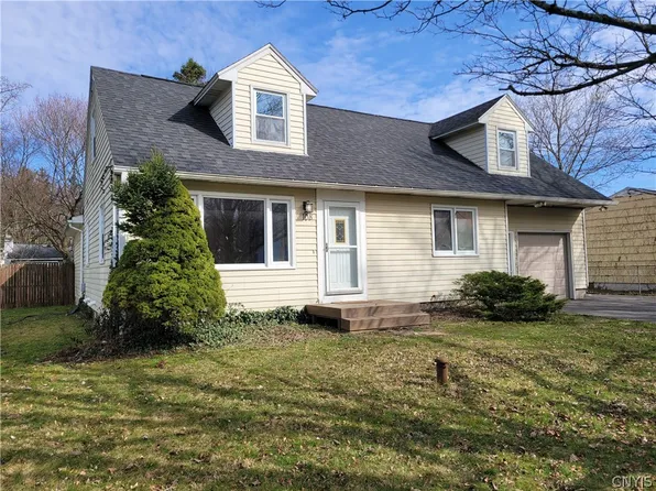 108 Cora Ave, North Syracuse, NY 13212