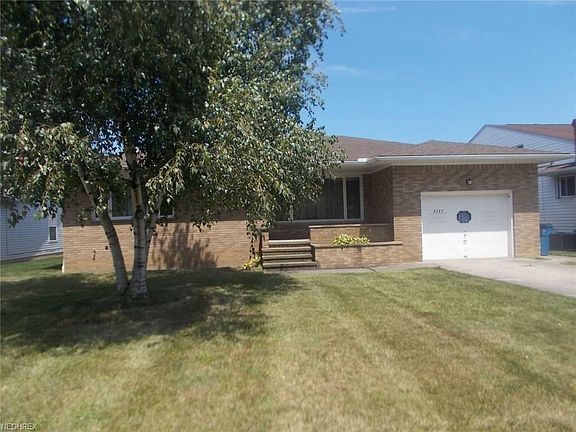2nd image of 2527 E 35th St