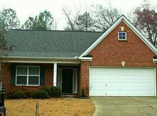 5533 Ashmoore Ct, Flowery Branch, GA 30542