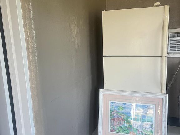 4th image of 4711 Us Highway 41 N Unit 7