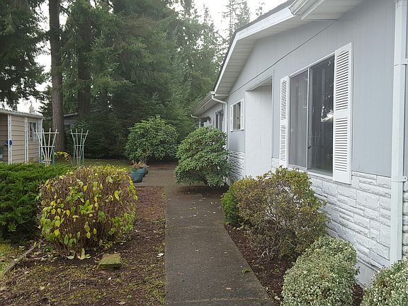 2nd image of 3700 14th Ave SE Unit 101