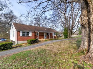 5019 Trousdale Dr, Nashville, TN 37220