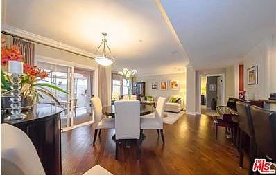 1st image of 4237 N Longridge Ave #105