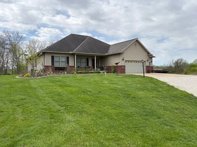 25401 Longview Rd, Hopedale, IL, 61747