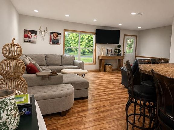 4th image of 304 Partridge Ave