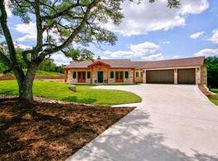 205 N Canyonwood Dr, Dripping Springs, TX 78620