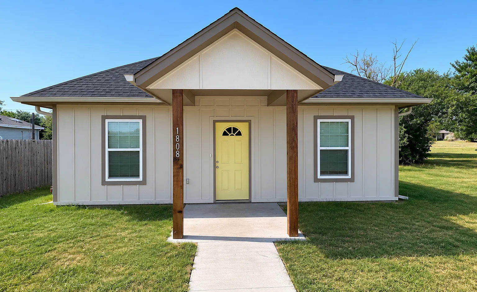 3 bed, 1110 sqft, $1,495 — Photo 1
