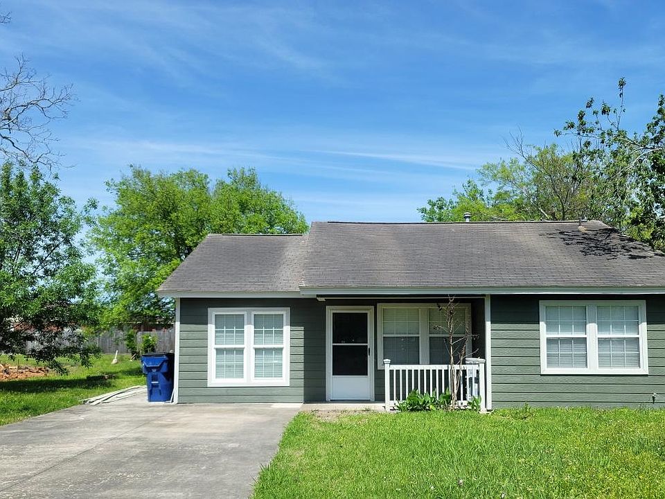 Charming Newly Renovated Home