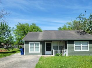 1714 N Avenue H, Freeport, TX 77541