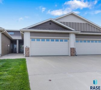 811 E El Dorado Ct, Sioux Falls, SD, 57108