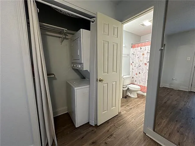 1020 Saint Julien Dr — Photo 14