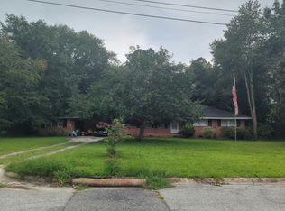 401 Futch Ave, Nashville, GA 31639