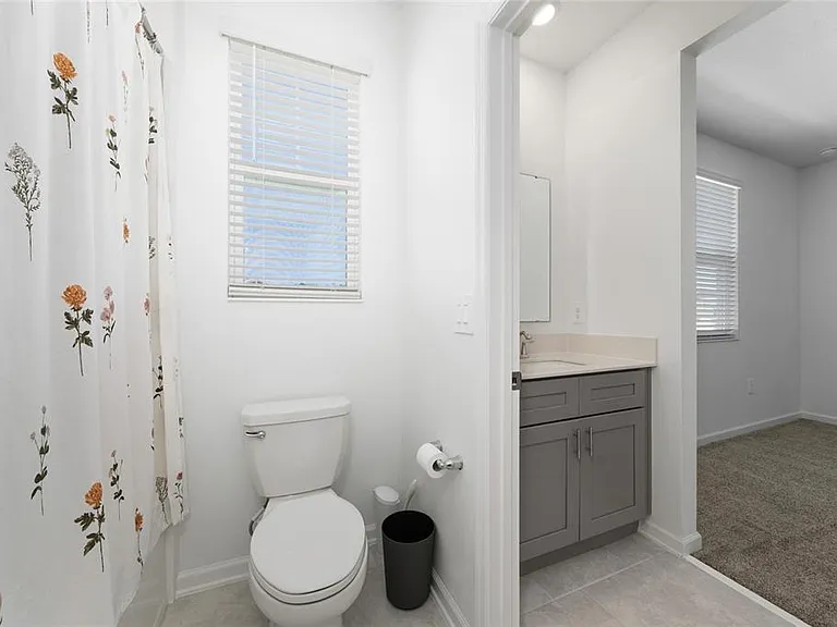 4132 Jespersen St — Photo 23