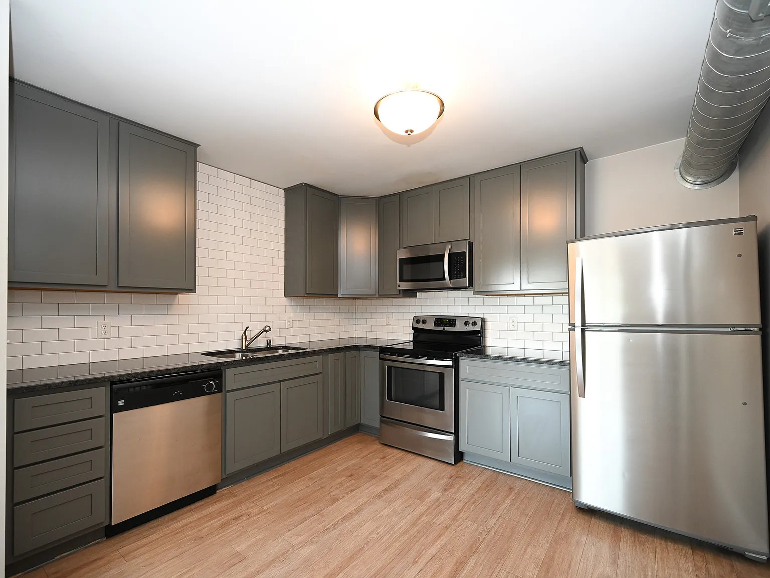 Med City Apartments — Photo 1