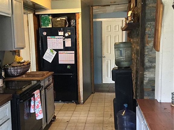 2nd image of 11777 Abbott Rd