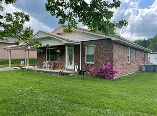 1024 W Sterling Ct, Ashland, KY 41102