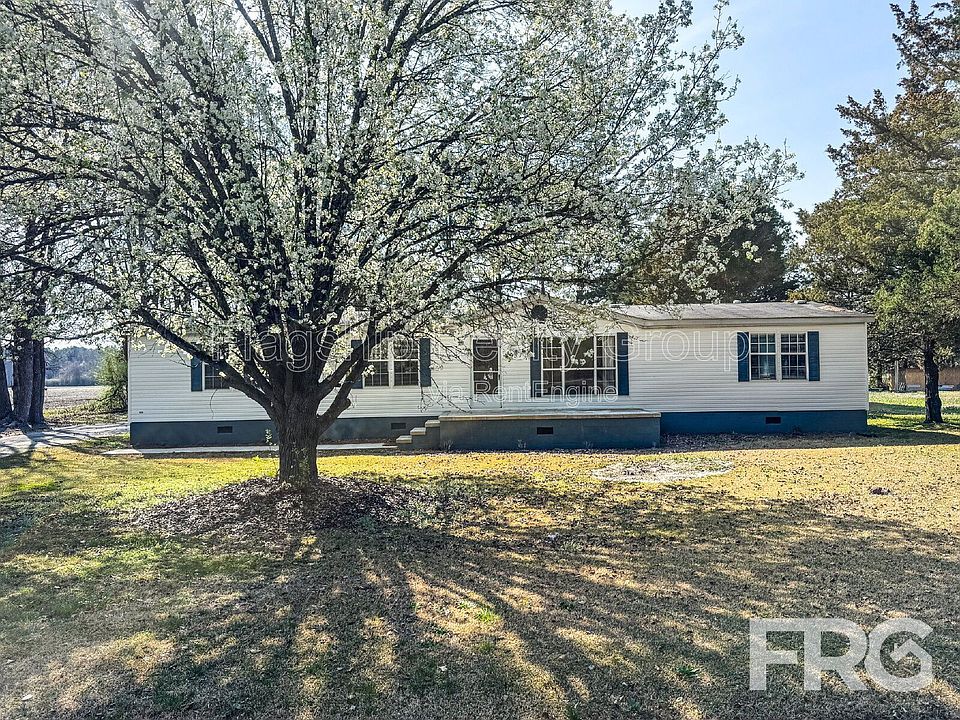 1st image of 2057 Oakley Rd