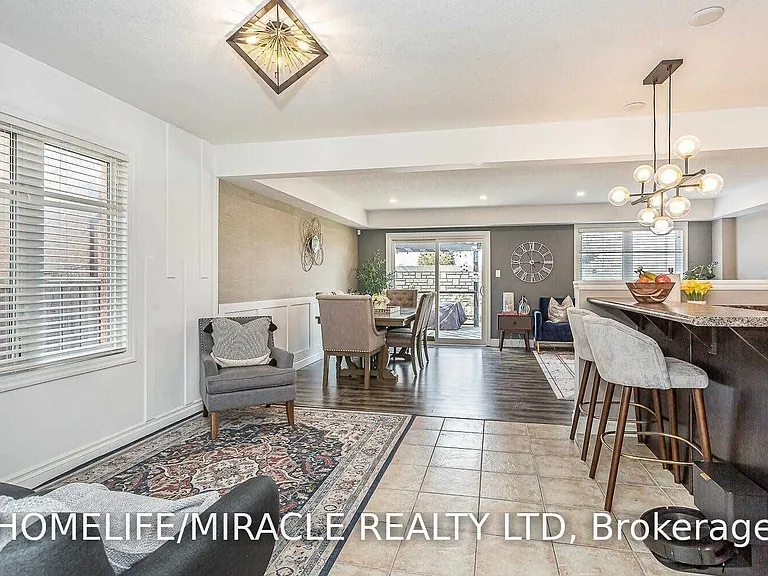 944 Dunblane Ct — Photo 8