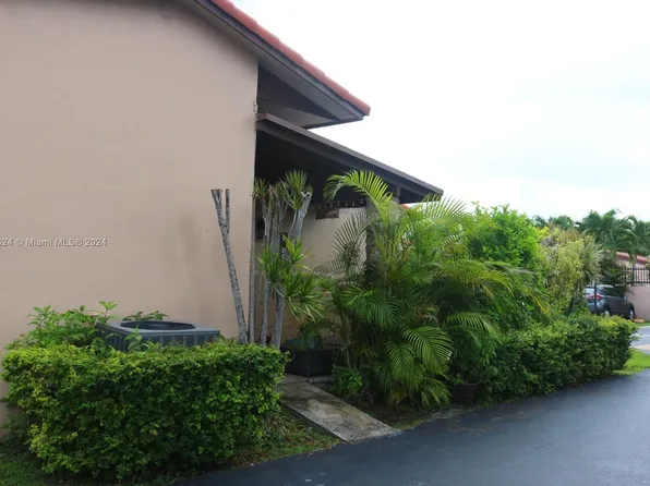3816 SW 79th Ave APT 78, Miami, FL 33155