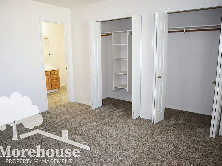 3919 Groveton St — Photo 11