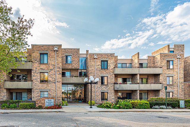 1st image of 1926 Prairie Sq APT 321