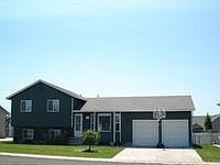 2nd image of 1920 Birch Ct