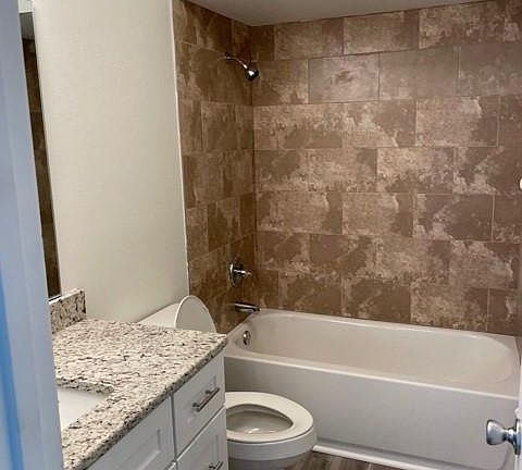 4th image of 4647 Dimbath Dr