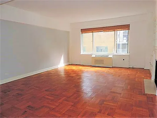 Rented by essential NEW YORK Real Estate | media 23