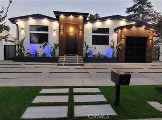 17336 Emelita St, Encino, CA 91316