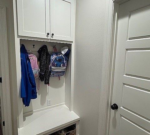 5th image of 289 Bouverans Cir