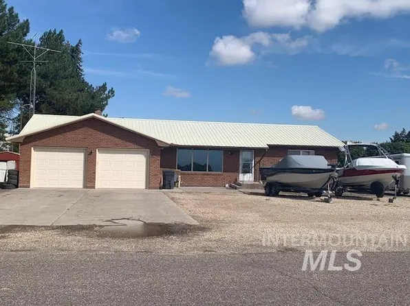 574 W 100 N, Paul, ID 83347