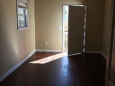 BR 1 (door to porch)