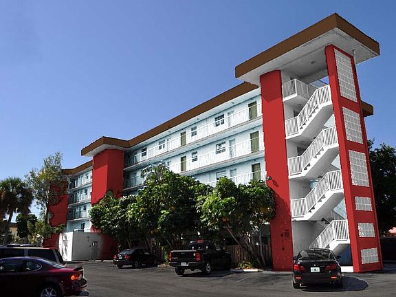 2nd image of 2520 N Andrews Ave APT 501