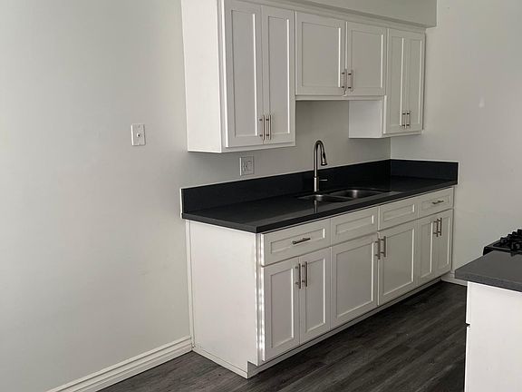 3rd image of 14521 Clark St #16